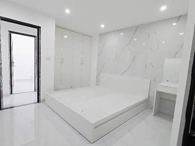 Tập thể nghĩa tân tầng 1 trần cung 70m 3 ngủ full nội thất giá 5,850 tỷ ô tô đỗ cửa 3