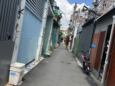 CHO THUÊ NHÀ NGUYÊN CĂN   HẺM Ô TÔ   2 MẶT TIỀN    Đường Tô Ngọc Vân, P. Linh Đông Có 2pn1wc giá 8tr 1