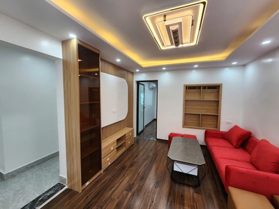 Bán nhà Tập thể tầng 3, 4 ngủ 3WC, tại Quỳnh Mai, nhà đẹp, full nội thất, dân trí cao, an ninh tốt. 0