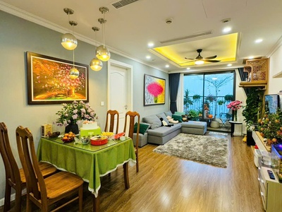 Bán chung cư Sunshine Garden, 3 ngủ 2WC, tổng diện tích 104,8m2, nội thất cao cấp, dân trí cao. 0