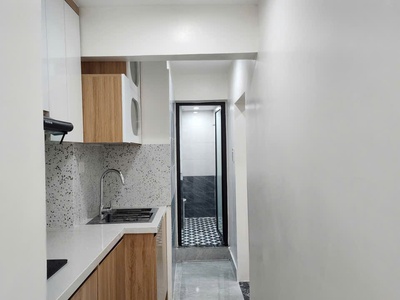 Bán nhà Tập thể tầng 3, 4 ngủ 3WC, tại Quỳnh Mai, nhà đẹp, full nội thất, dân trí cao, an ninh tốt. 5