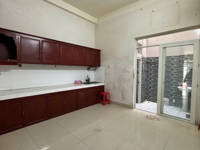 Cho thuê nhà MT đường số 11 P.BHH Bình Tân đúc 2.5 tấm 4pn 3