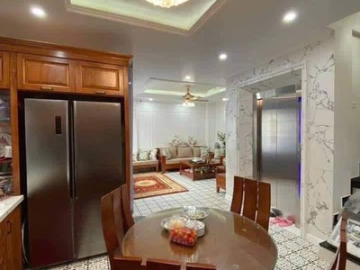 Mặt ngõ-50Mx7T thang máy-lô góc-ô tô đỗ cửa-nhà đẹp ở ngay-Hoàng Hoa Thám Tây Hồ 0