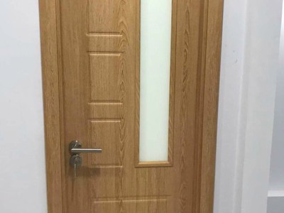 Cửa gỗ nhựa Composite giá ưu đãi tận xưởng, chống mối mot, ko công vênh 1