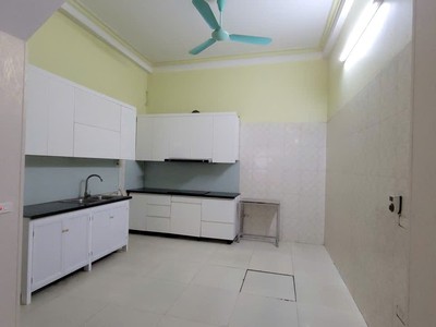 Cho thuê cả nhà lâu dài thích hợp để làm vp, kho, bán hàng online kết hợp ở trong khu vinaconex 21 2