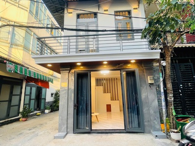 Hàng hiếm gần chợ gò xoài   góc 2mặt hẻm xe hơi  2tầng  chỉ nhỉnh 2ty 3