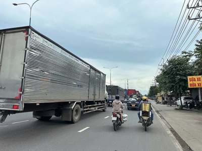 Bán kho xưởng ngang 17m gần ql 1a 1309m2 4 lầu  xe tải đậu tn 1.5 tỷ chỉ 46.5 tỷ 1