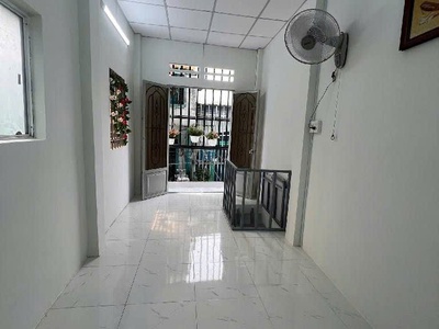 Bán nhà đẹp tạ quang bửu p2 q8 - hẻm ba gác - 3 tầng 4pn 2wc - sát parcmall - nhỉnh 2 tỷ. 3