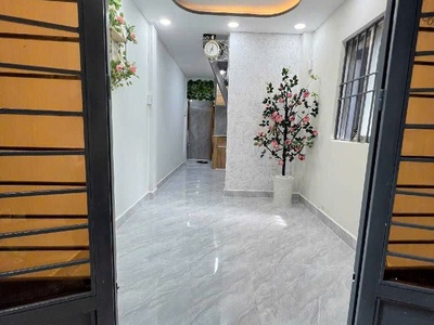 Bán nhà đẹp tạ quang bửu p2 q8 - hẻm ba gác - 3 tầng 4pn 2wc - sát parcmall - nhỉnh 2 tỷ. 0