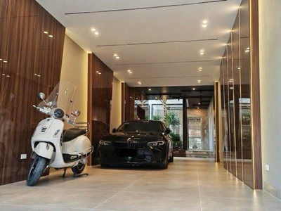 Nhà đẹp lô góc việt hưng, 100m x 7 tầng, ôtô tránh, gần bigc long biên 0