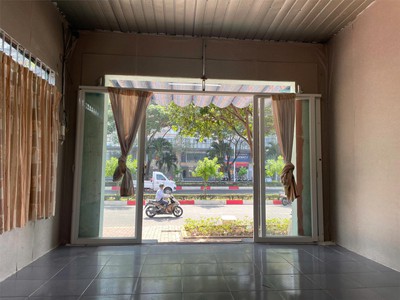 Cho thuê mặt bằng đường bình giã 2/9, đối diện chung cư chí linh. 2