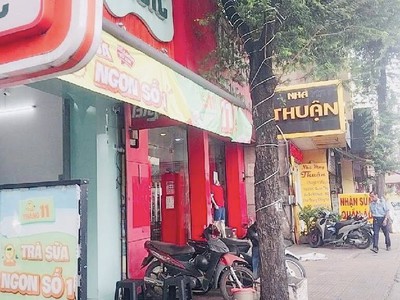 Mặt tiền lê trọng tấn   ngang bề thế 8.2   dòng t.iền khủng 100tr   205m   chỉ 42 tl 2