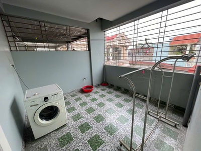 Cho thuê nhà mặt phố Văn Cao, 4 ngủ khép kín, DT: 70m2. 8