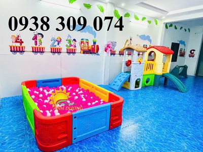 Nhà banh nhựa lắp ghép trẻ em, quây bóng nhựa mầm non 3