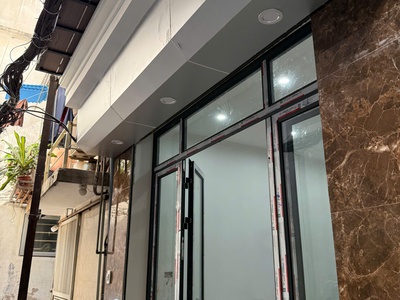 Chính chủ cần bán nhà tt đống đa 5 tầng 3 ngủ giá 5.x tỷ có tl 0