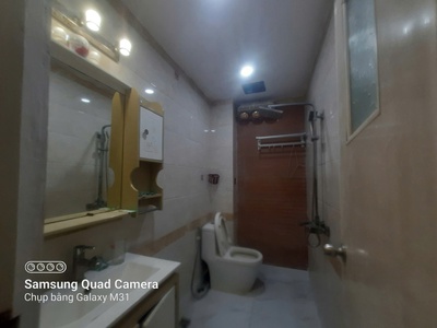 Cần bán đất tặng nhà 3,5 tầng tại đầu phố dương văn bé, vị trí siêu hiếm trung tâm quận hai bà 4