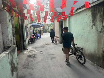 Duy nhât  bán nhà võng thị trích sài ô tô vào nhà, 103m lô góc, mặt tiền rộng chỉ 32 tỷ 2