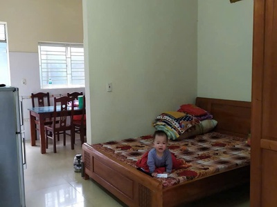 Cho thuênha riêng trong ngõ Thiê  Lôi , Lê Chân . Ô tô vào tận sân , có đồ 0