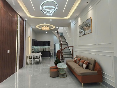 Bán gấp nhà đ số 8 -5 phút qua aeon tân phú  hẻm 6m ô tô đậu cửa 66m2 -2 tầng 5 tỷ 7 0