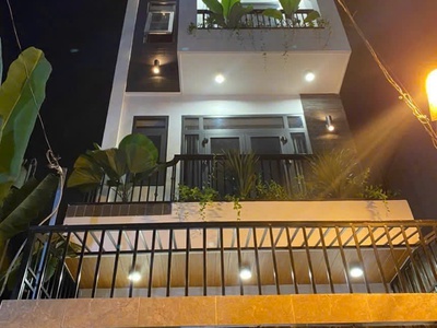 Bán gấp nhà đ số 9 giáp tân phú gần chợ 26/3 hẻm 6m ô tô đậu cửa 66m2 -4 tầng 6 tỷ 1 1