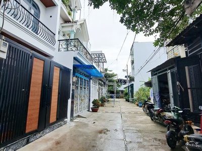 Bán gấp nhà đ số 9 giáp tân phú gần chợ 26/3 hẻm 6m ô tô đậu cửa 66m2 -4 tầng 6 tỷ 1 0