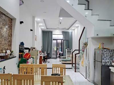 Bán gấp nhà đ số 9 giáp tân phú gần chợ 26/3 hẻm 6m ô tô đậu cửa 66m2 -4 tầng 6 tỷ 1 3