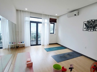 Bán gấp nhà đ số 9 giáp tân phú gần chợ 26/3 hẻm 6m ô tô đậu cửa 66m2 -4 tầng 6 tỷ 1 4