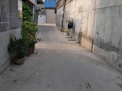 Cho thuê nhà 1pn1wc Đường số 42 p. Hiệp Bình Chánh. Trệt   lửng giá thuê 6tr  Còn TL 0