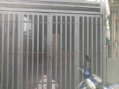 Cho thuê nhà 1pn1wc Đường số 42 p. Hiệp Bình Chánh. Trệt   lửng giá thuê 6tr  Còn TL 1