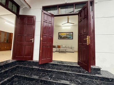 Bán nhà 3 tầng tại Liên bảo, Vĩnh Yên, Vĩnh Phúc. DT 80m2 giá chỉ 3.95 tỷ Hướng TB 0