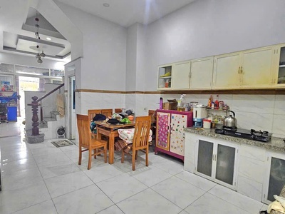 Nhà đẹp 1 trệt 2 lầu st đường 4,5m kế bên công viên phần mềm quang trung q12 3