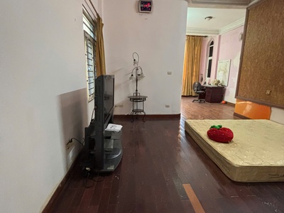 24 tỷ - Mặt phố Kim Mã-Sơn Tây, 62m2, 5 tầng, vỉa hè rộng, kinh doanh tốt 4