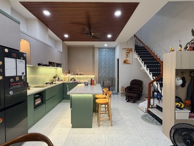 Bán nhà mới, hẻm trung lang - giao trần mai ninh, bàu cát, 5,6x10m, 4 tầng - 4pn, 9,3 tỷ 1