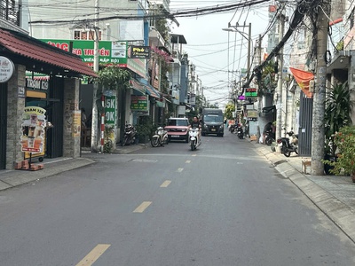 Bán chdv mặt tiền 7m 148m2 6t 17pn t.máy dt 70tr ngay cv làng hoa lê văn thọ 29 tỷ hơn. 0