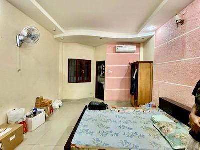 Nhà hxh nguyễn văn dung 80m  5 tầng   hx tải thông   giá 8tỷ9  tl 4