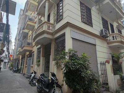 Phân lô cầu giấy, gara ô tô, ngõ thông kinh doanh, 75m, 25 tỷ 1