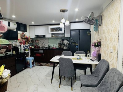 Bán nhà phố vũ tông phan-38m 5tầng 4m mặt tiền gần phố, trường, chợ- giá 10,3 tỷ 2