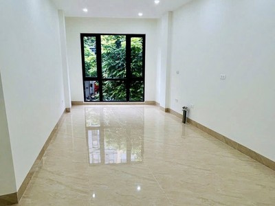 Giá tốtmặt phố trương công giai 40m 6t thang máy, kd khủng, 20 tỷ 0