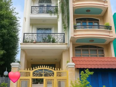 Nhà mặt tiền có lề đường số quận 6 phường 11 cũ. 0