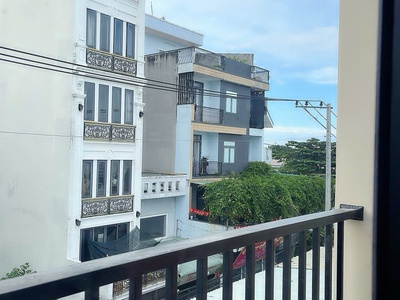 Nhà 2 mặt tiền long trường quận 9- 105m2 - sổ riêng - không quy hoạch -7,6 tỷ 3