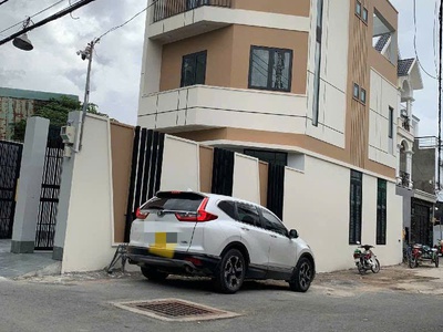 Nhà 2 mặt tiền long trường quận 9- 105m2 - sổ riêng - không quy hoạch -7,6 tỷ 0