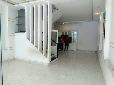 Nhà mặt tiền quận 2-3tầng--full nội thất-gần chợ -đang cho thuê 16triệu/tháng-chỉ có 9,4tỷ 1