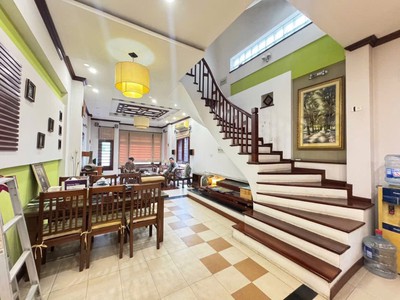 Bán nhà thanh xuân, lô góc 3 thoáng, oto tránh, vỉa hè kinh doanh, 55m 5 tầng, chỉ 28.x tỷ 2