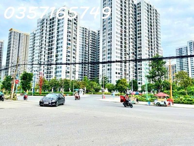 Bán nhà mới 1 trệt 2 lầu hẻm xe hơi view vinhomes grand park giảm 300tr đón tết 4