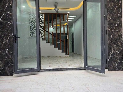 Bán nhà mới 1 trệt 2 lầu hẻm xe hơi view vinhomes grand park giảm 300tr đón tết 1