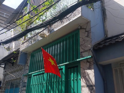 Nhà mới tinh trần xuân soạn, quận 7 1 trệt 2 lầu sổ hồng riêng mua là ở ngay 0