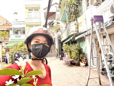 Bán nhà đ. tôn đản - sát mt đường lớn- ngay khu ăn uống thông ra vĩnh khánh- hoàng diệu- nguyễn tất 0