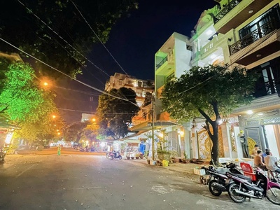 Bán nhà mặt tiền hẻm 16m tân quý - ngay tân hương, 5,9x26,5m, 4 tầng - 7 pn, 19 tỷ. 0