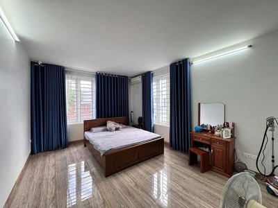 Cầu cốc   80m    4 tầng   mt 7.5m   14.8 tỷ   nam từ liêm 2