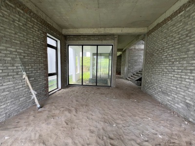 Bán nhà thụy khuê giá chỉ 18.6 tỷ 3 tầng sân cổng đón qh ra mặt đường 20m 4